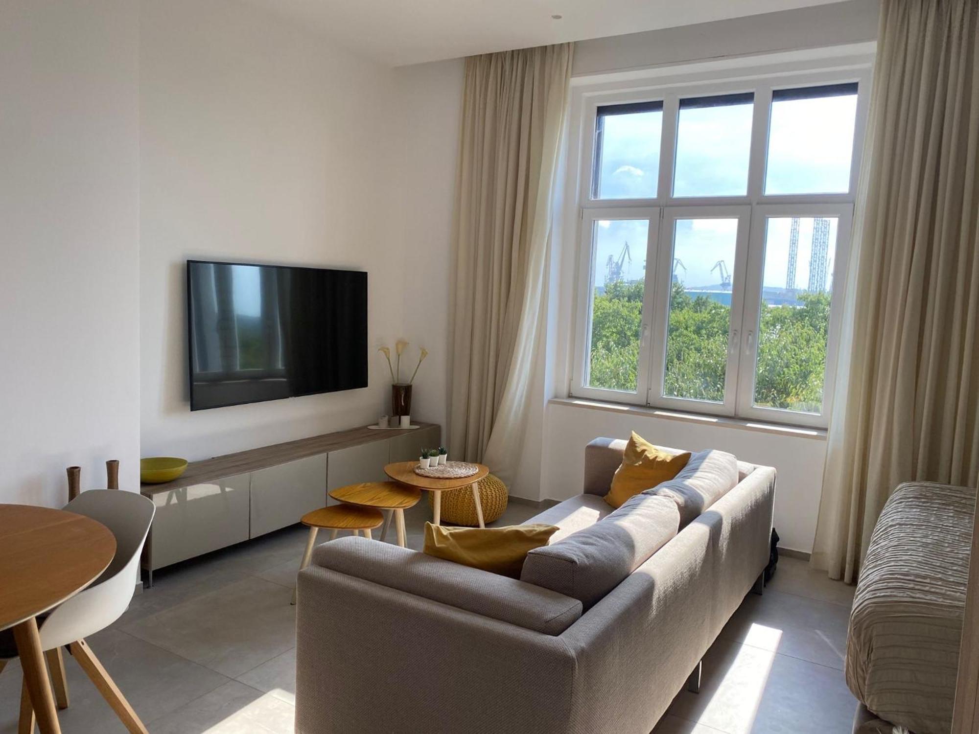Lifestyle Apartments Пула Екстериор снимка