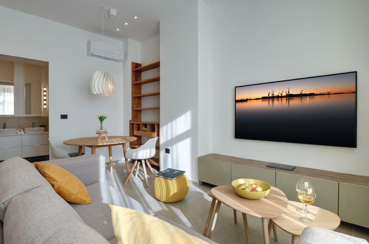 Lifestyle Apartments Пула Екстериор снимка